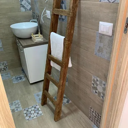 Conte's House Apartment *